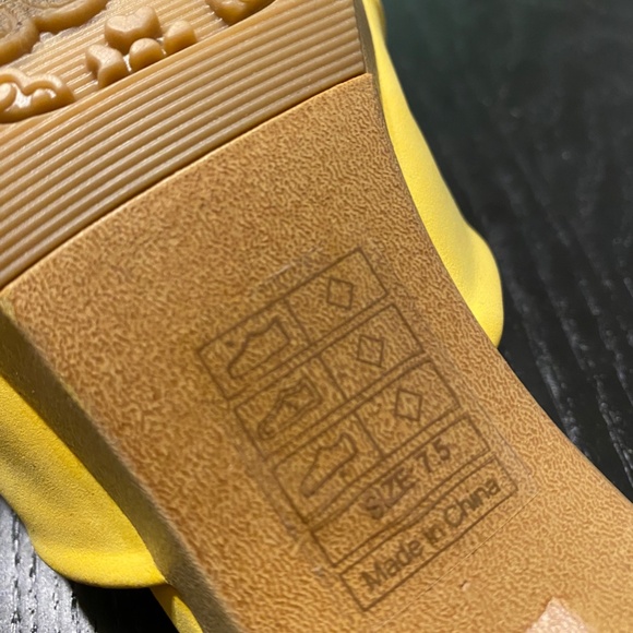 BAIT Footwear Mule Heels - 7.5 - Picture 5 of 5